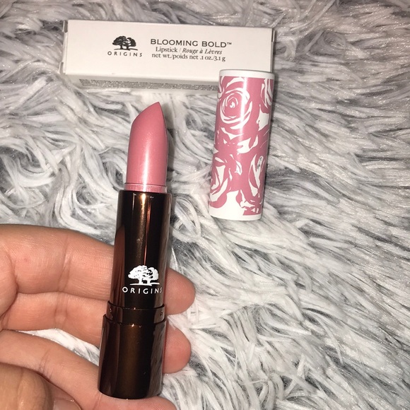 2 for $25 Origins blooming bold lipstick - pink carnation - Picture 3 of 6